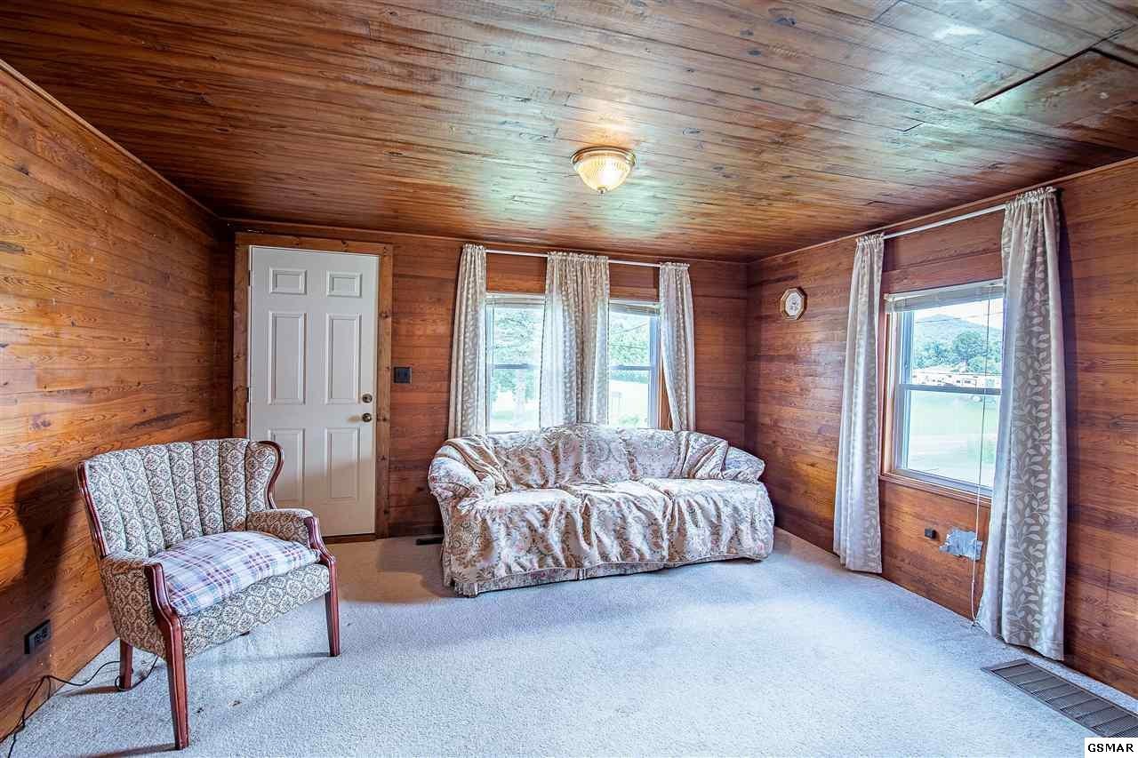 39693975 Wears Valley Road Sevierville, TN 37863 - Photo 3 of 14