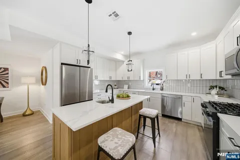 $949,000 | 28 1/2 Irving Street, Montclair, NJ 07042