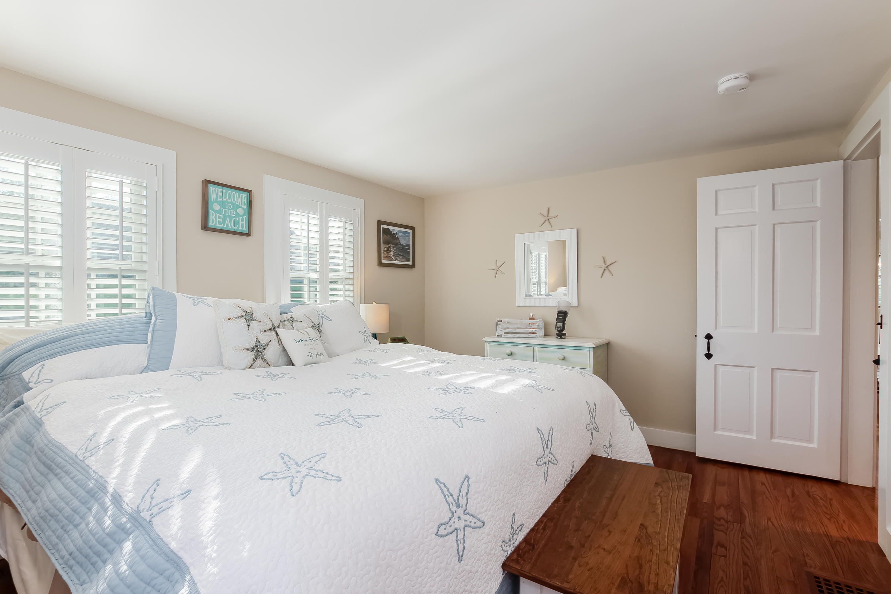 15 Colonial Way Harwich Port, MA 02646 - Photo 17 of 28 a bedroom with a bed and a window