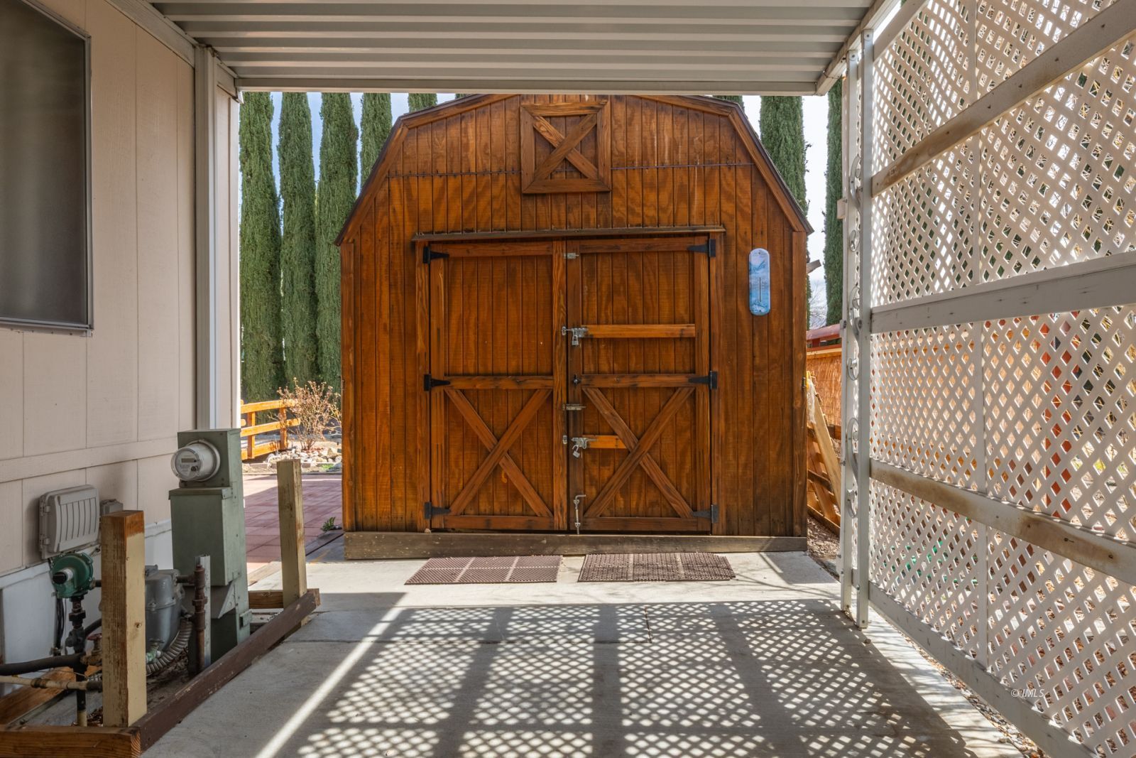 1358 MacGregor Avenue Bishop, CA 93514 - Photo 30 of 30 a view of entrance