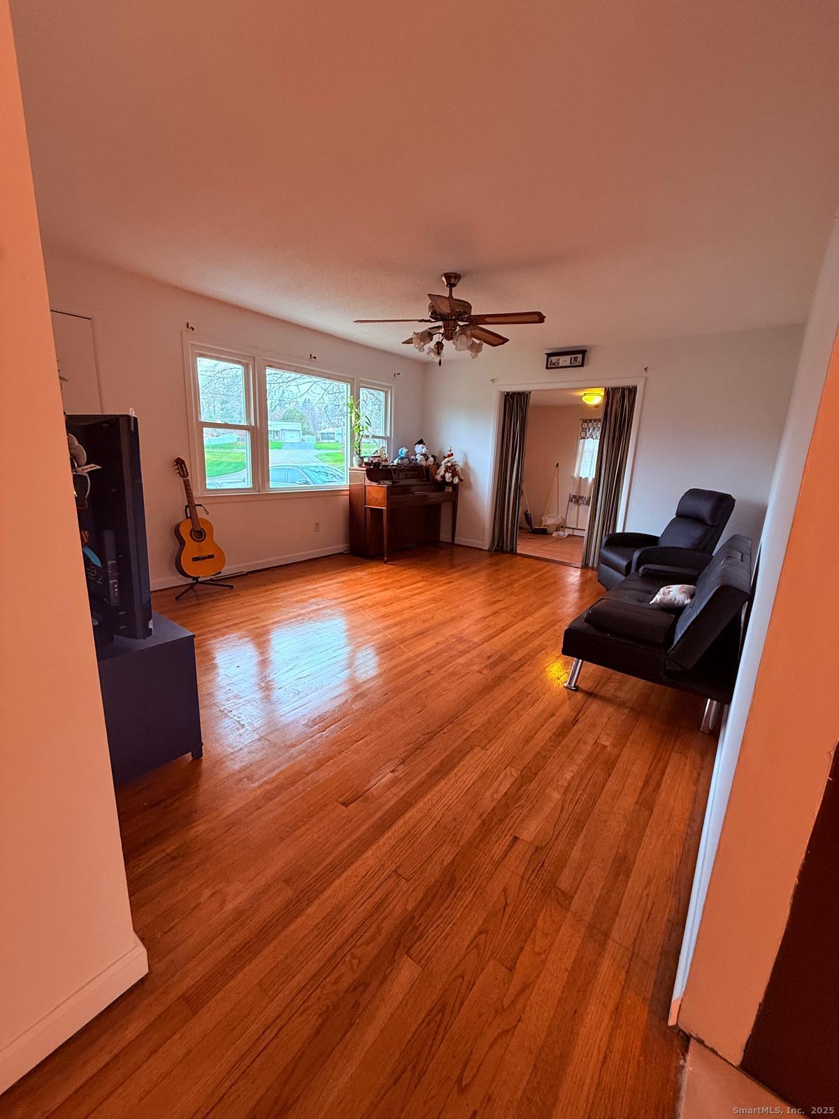 12 Chester Drive Windsor Locks, CT 06096 - Photo 10 of 18