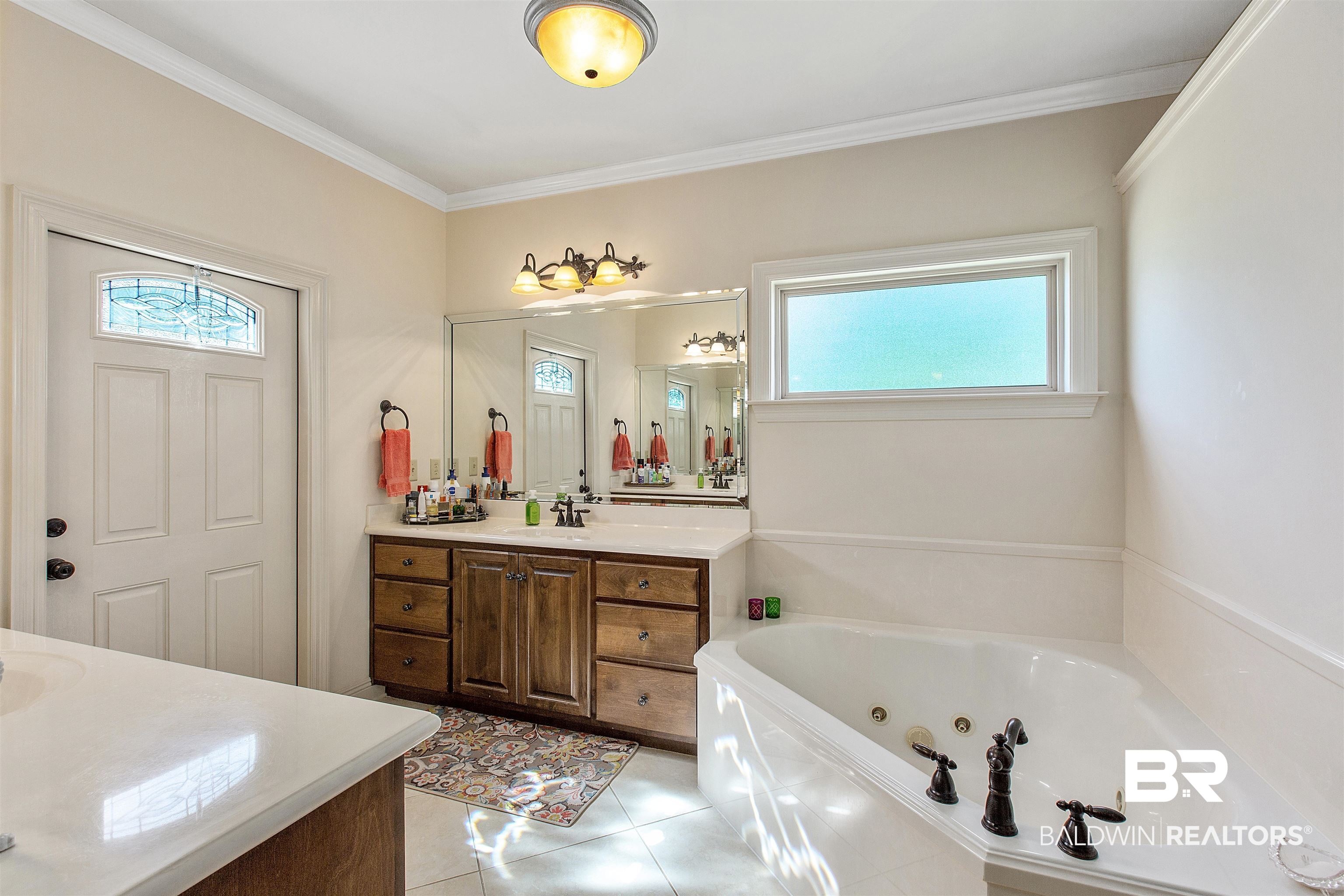 112 Pinnacle Court Fairhope, AL 36532 - Photo 22 of 44 Primary Bath Tub