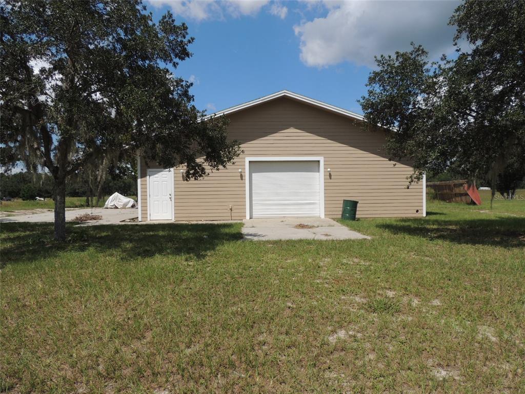 9871 Northeast 60th Street Bronson, FL 32621 - Photo 5 of 27
