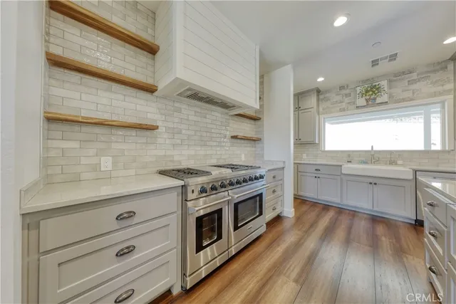 a view of a entryway door