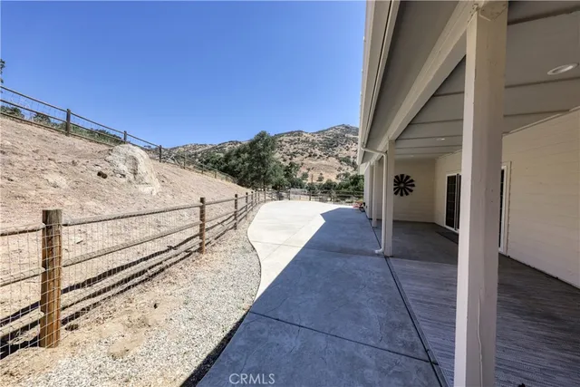 $699,000 | 25904 Bear Valley Road, Tehachapi, CA 93561