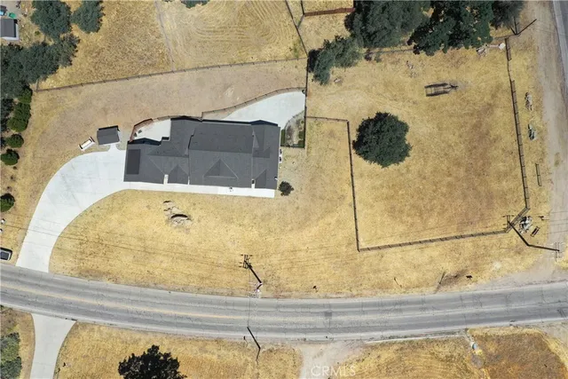 $699,000 | 25904 Bear Valley Road, Tehachapi, CA 93561