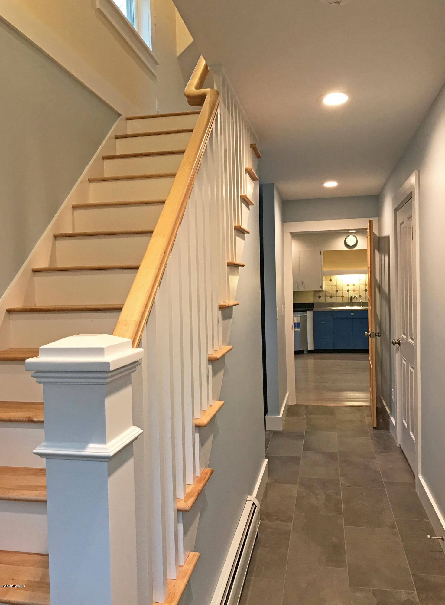 94 South Deerfield Road Conway, MA 01341 - Photo 11 of 30 Stairway Conway