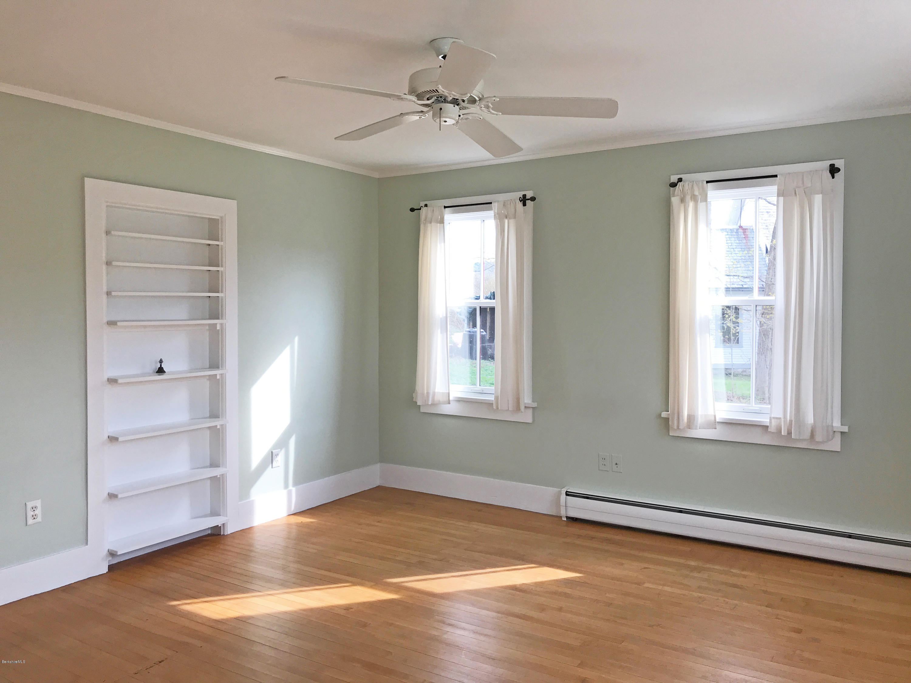 94 South Deerfield Road Conway, MA 01341 - Photo 16 of 30 Living Room Conway