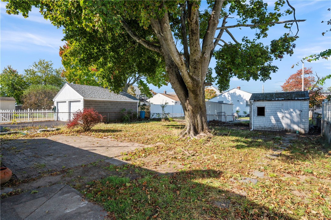 84 Farrell Street Pawtucket, RI 02861 - Photo 22 of 24