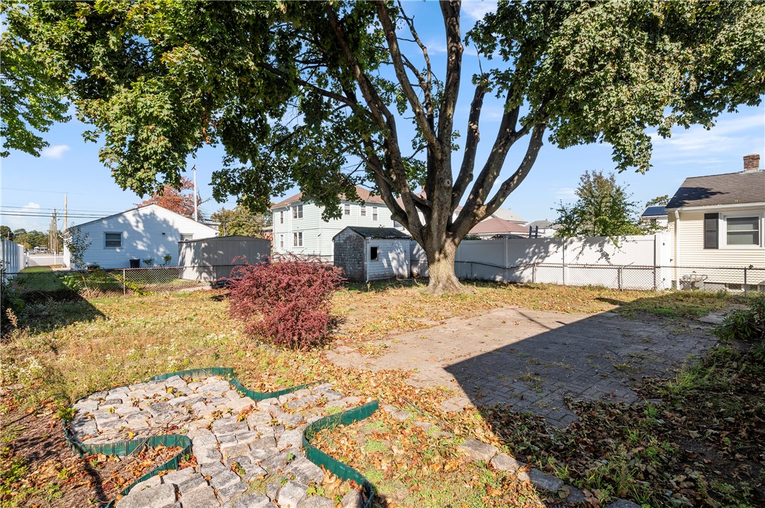 84 Farrell Street Pawtucket, RI 02861 - Photo 23 of 24