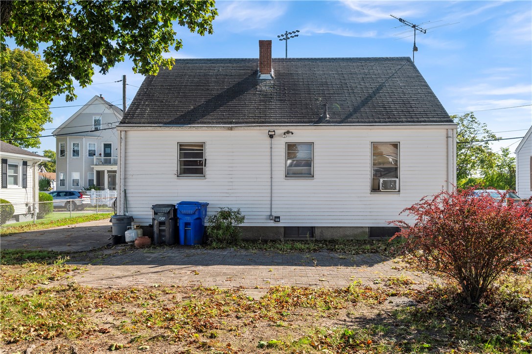 84 Farrell Street Pawtucket, RI 02861 - Photo 24 of 24