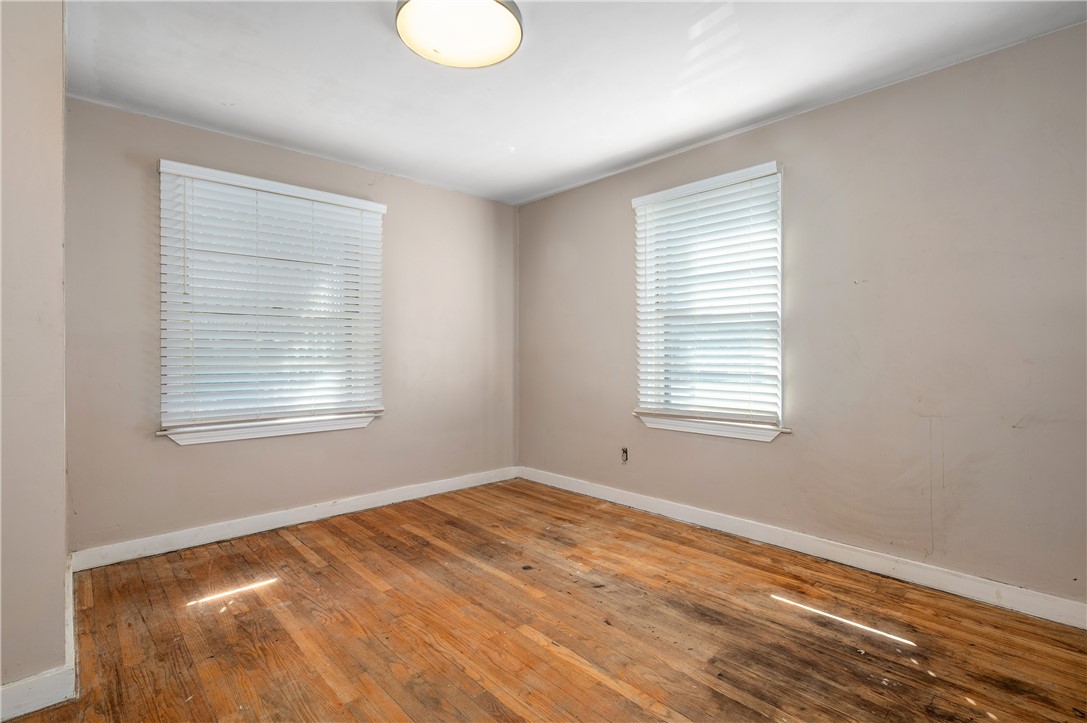 84 Farrell Street Pawtucket, RI 02861 - Photo 7 of 24