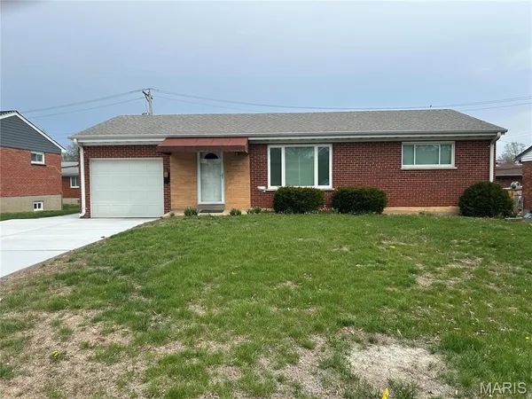 $1,600 | 4307 Kay Lane, St. Louis, MO 63123
