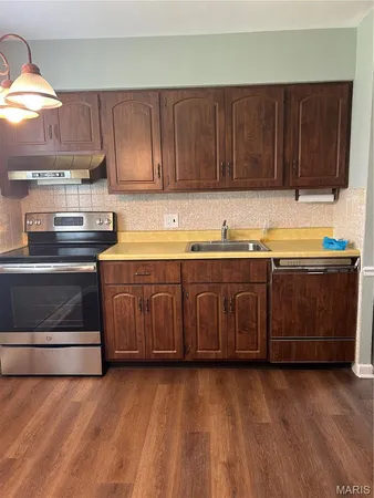 $1,600 | 4307 Kay Lane, St. Louis, MO 63123