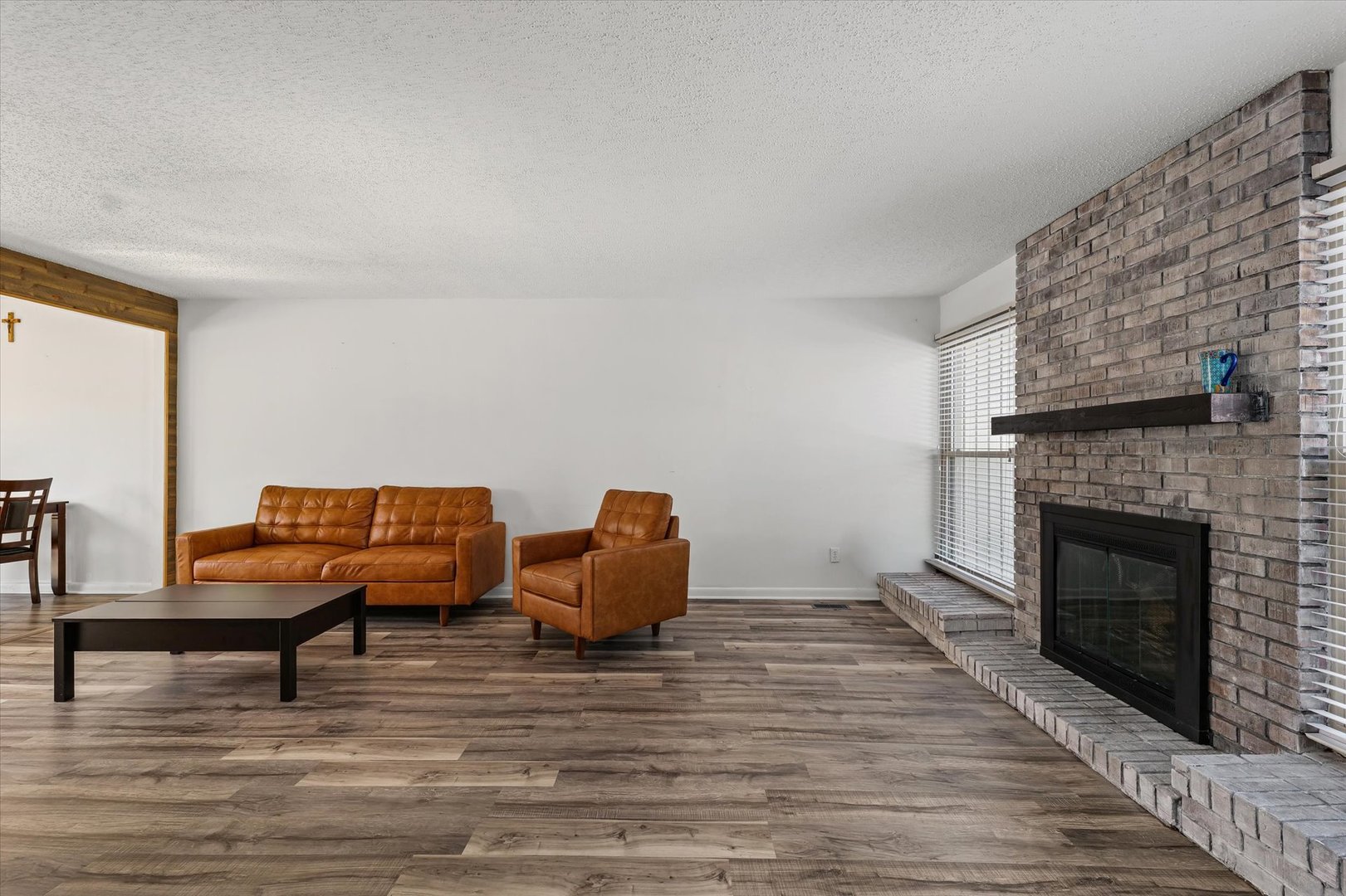 20 Colony W Drive Champaign, IL 61820 - Photo 3 of 26 a living room with furniture and a fireplace