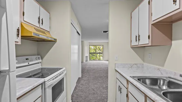 $199,900 | 3146 Lakeside Drive, Unit 309, Grand Junction, CO 81506