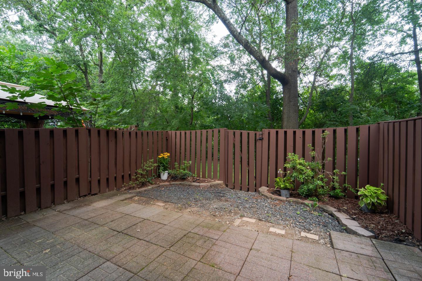2221 Southgate Square Reston, VA 20191 - Photo 29 of 31