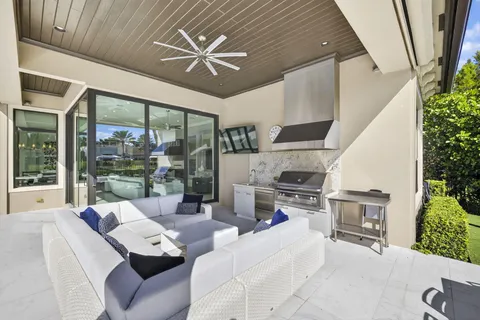 $2,995,000 | 16762 Crown Bridge Drive, Delray Beach, FL 33446