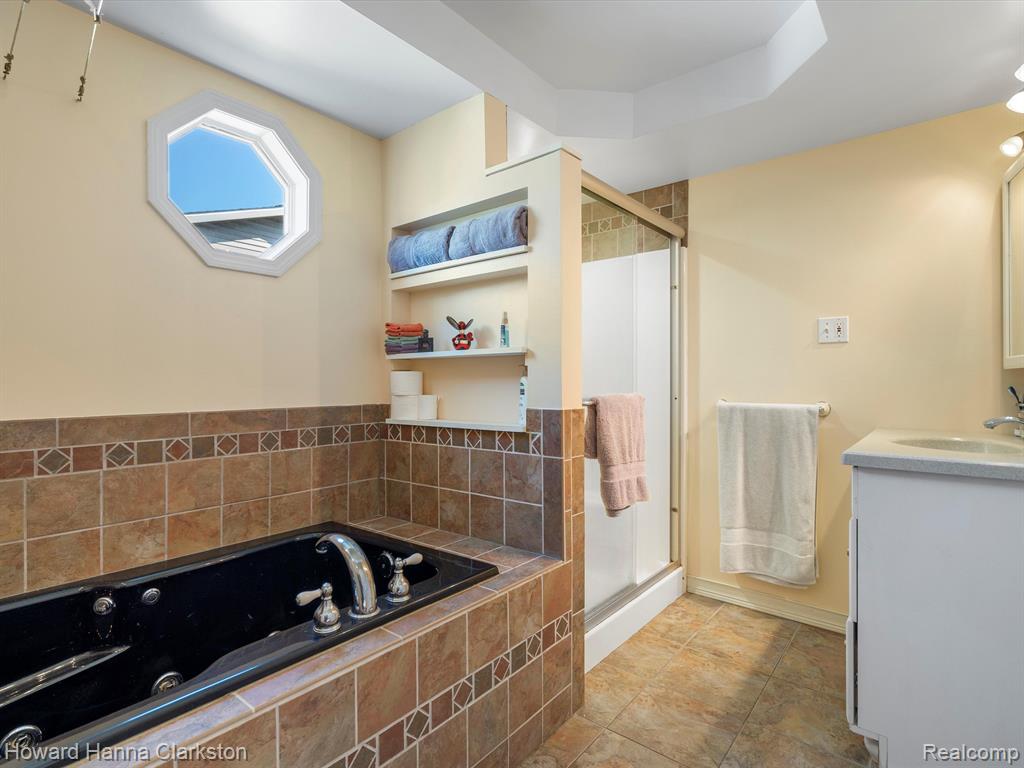 3087 South Adams Road Rochester Hills, MI 48309 - Photo 11 of 32