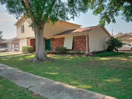 $240,000 | 2173 Graham Drive, Gretna, LA 70056