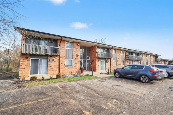 $110,000 | 626 Lynn Avenue, Unit 44, Kalamazoo, MI 49008