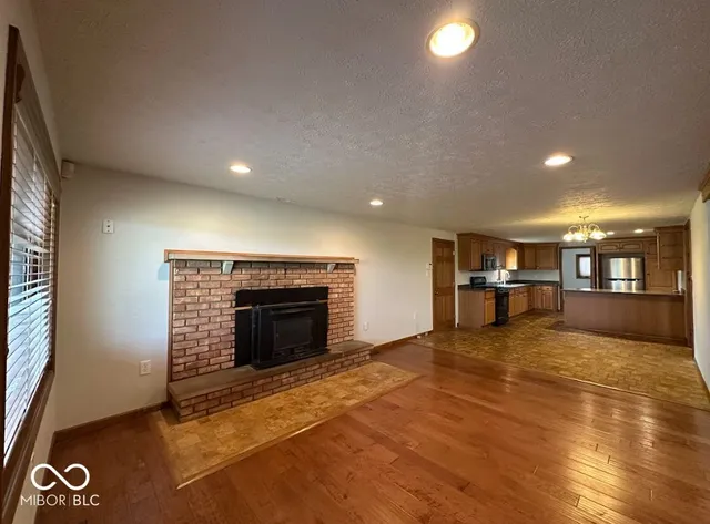 $2,400 | 10151 Old National Road, Indianapolis, IN 46231