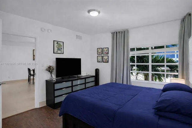 $259,000 | 1300 Pennsylvania Avenue, Unit 305, Miami Beach, FL 33139