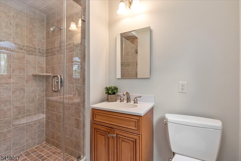 77 Windsor Way Berkeley Heights, NJ 07922 - Photo 19 of 22