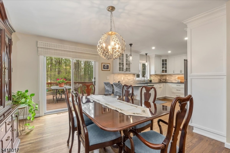 77 Windsor Way Berkeley Heights, NJ 07922 - Photo 3 of 22