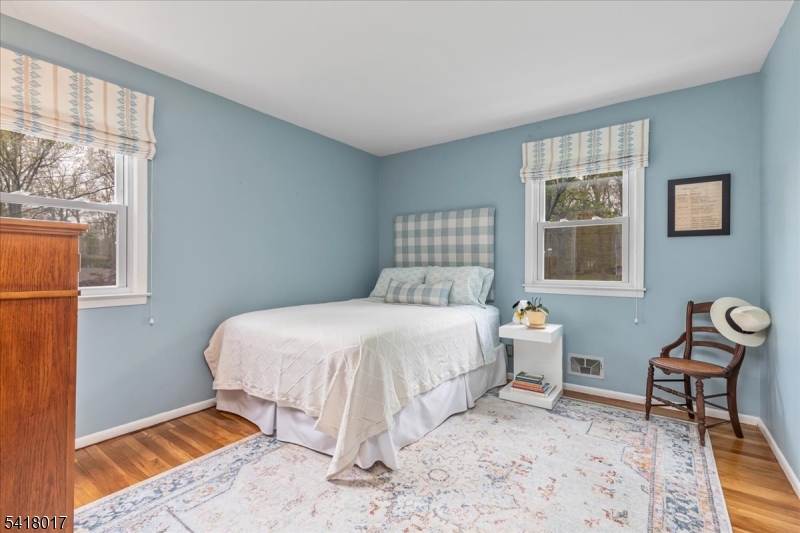 77 Windsor Way Berkeley Heights, NJ 07922 - Photo 9 of 22