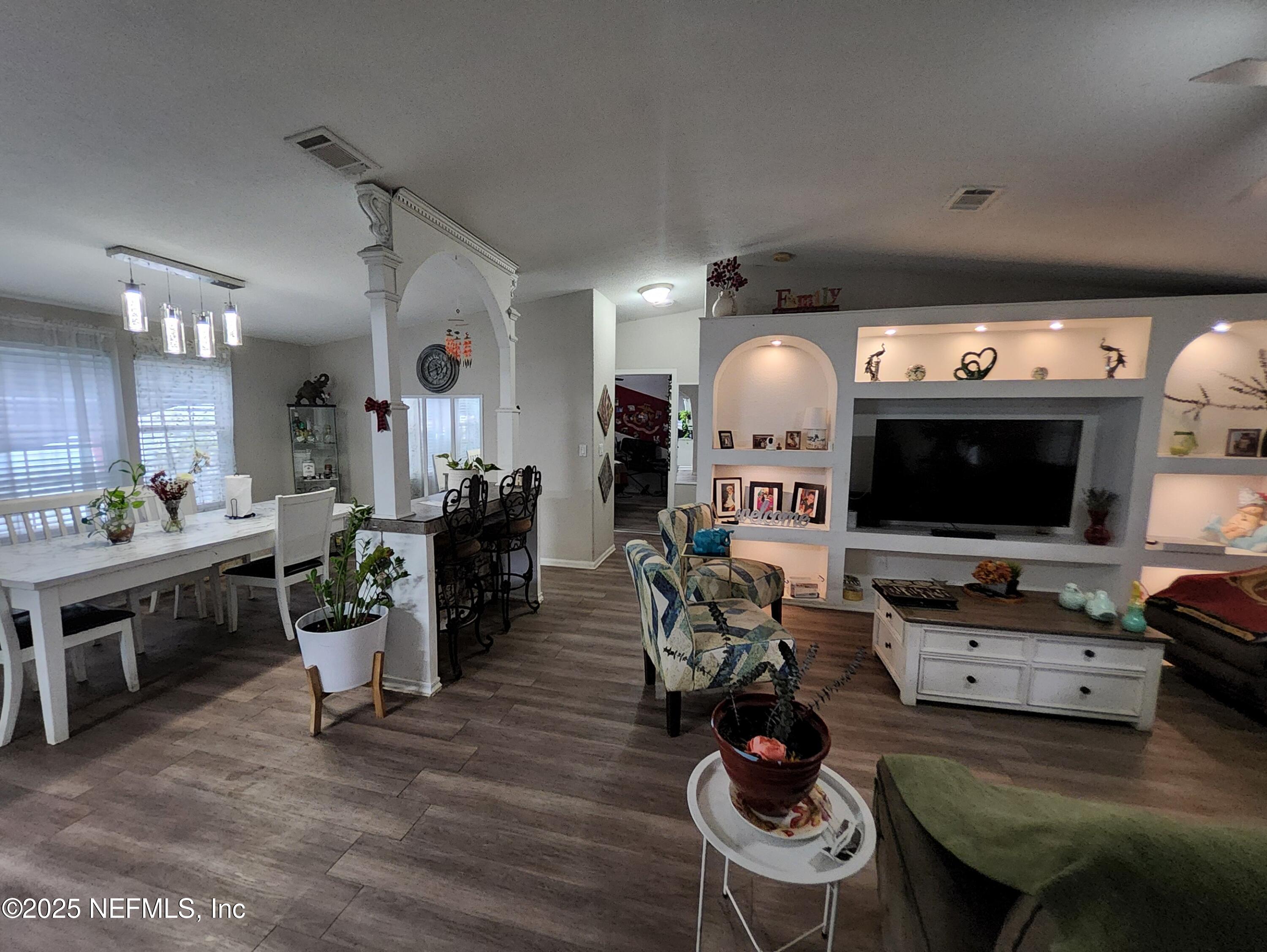 8123 Vining Street Jacksonville, FL 32210 - Photo 13 of 23 1000005159