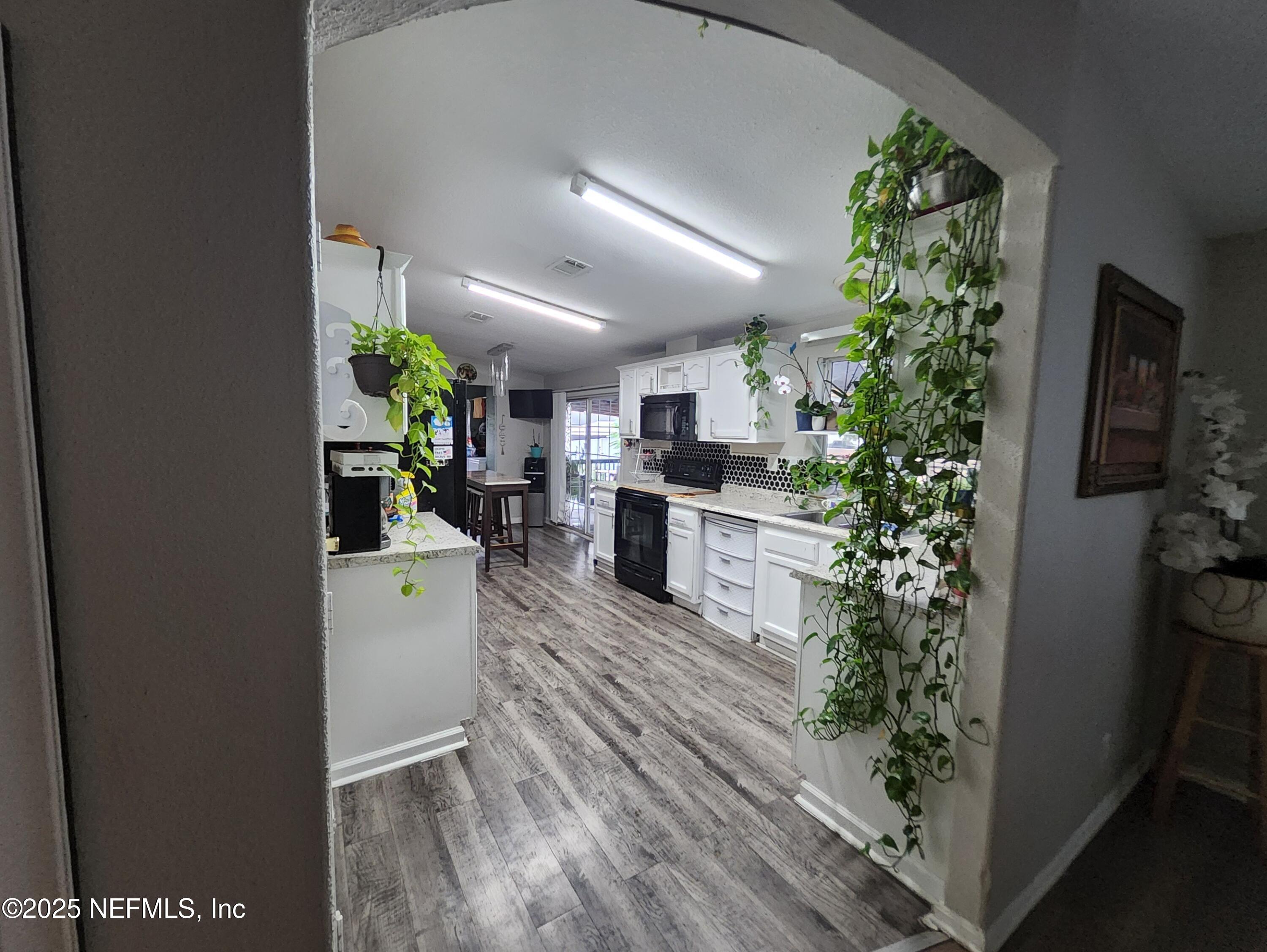 8123 Vining Street Jacksonville, FL 32210 - Photo 14 of 23 1000005145