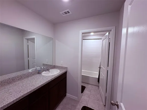 $2,800 | 16721 Porterfield Lane, Justin, TX 76247