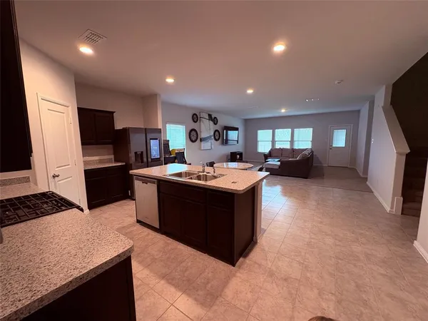 $2,800 | 16721 Porterfield Lane, Justin, TX 76247