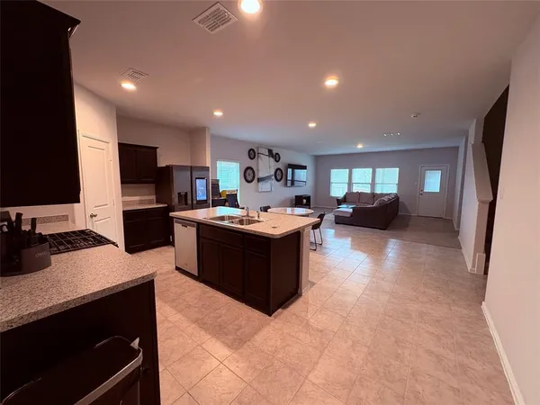 $2,800 | 16721 Porterfield Lane, Justin, TX 76247