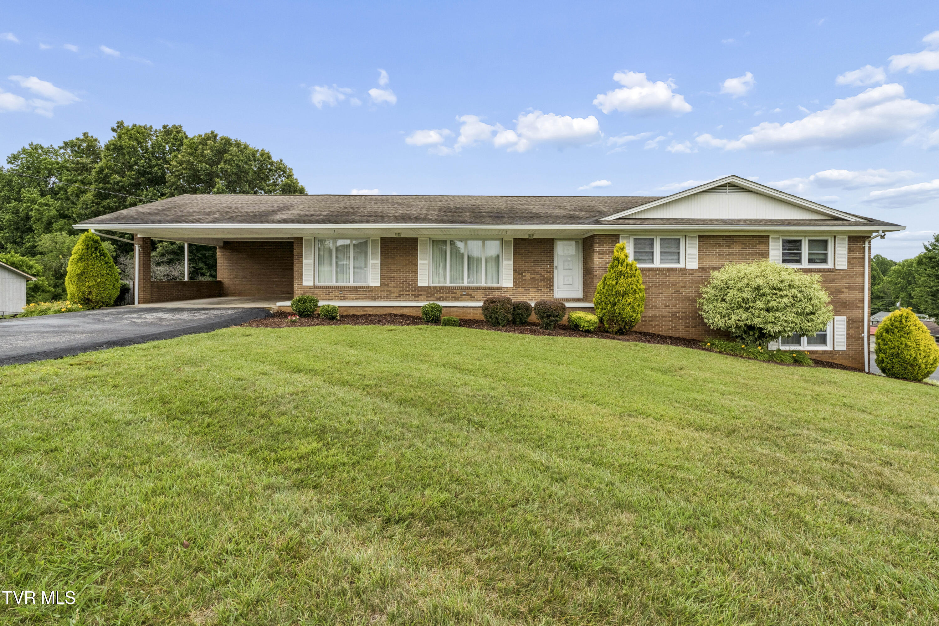 112 Hillrise Road Gray, TN 37615 - Photo 2 of 72 Hillrise-7