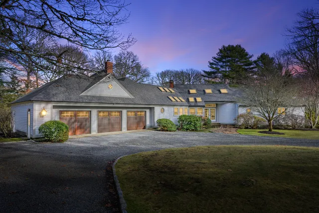 $3,200,000 | 52 Old Dock Lane, Mashpee, MA 02649