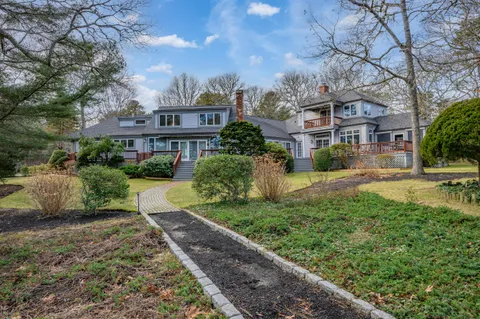 $3,200,000 | 52 Old Dock Lane, Mashpee, MA 02649