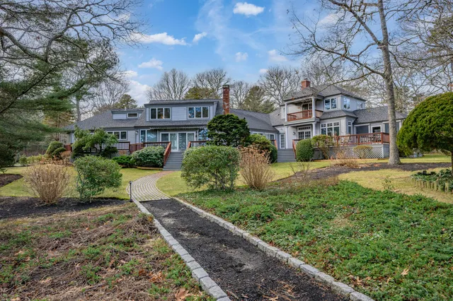 $3,200,000 | 52 Old Dock Lane, Mashpee, MA 02649