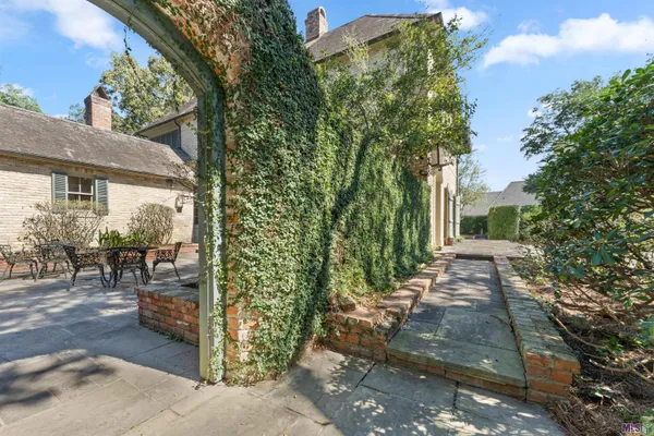 $1,699,000 | 17840 West Augusta Drive, Baton Rouge, LA 70810
