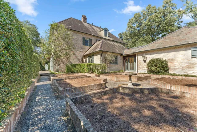 $2,000,000 | 17840 West Augusta Drive, Baton Rouge, LA 70810