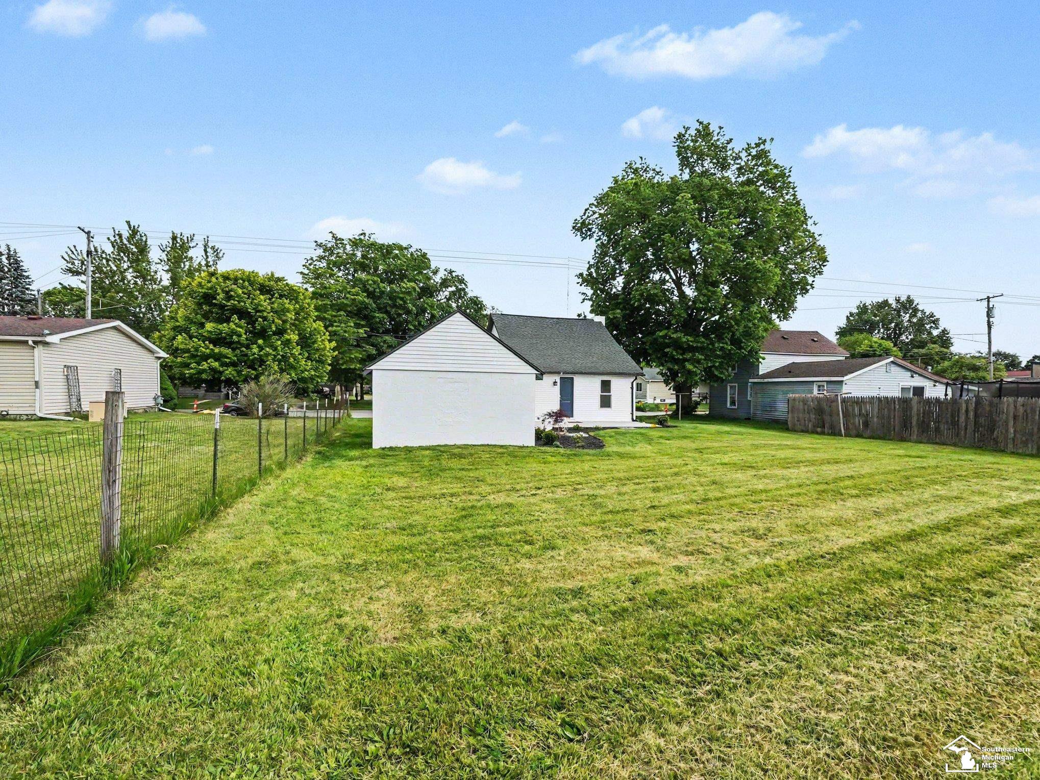 396 Wabash Road Milan, MI 48160 - Photo 22 of 27 50209849-898a5b63-d315-4041-ac6d-5a8b42ea7ebd.JPG
