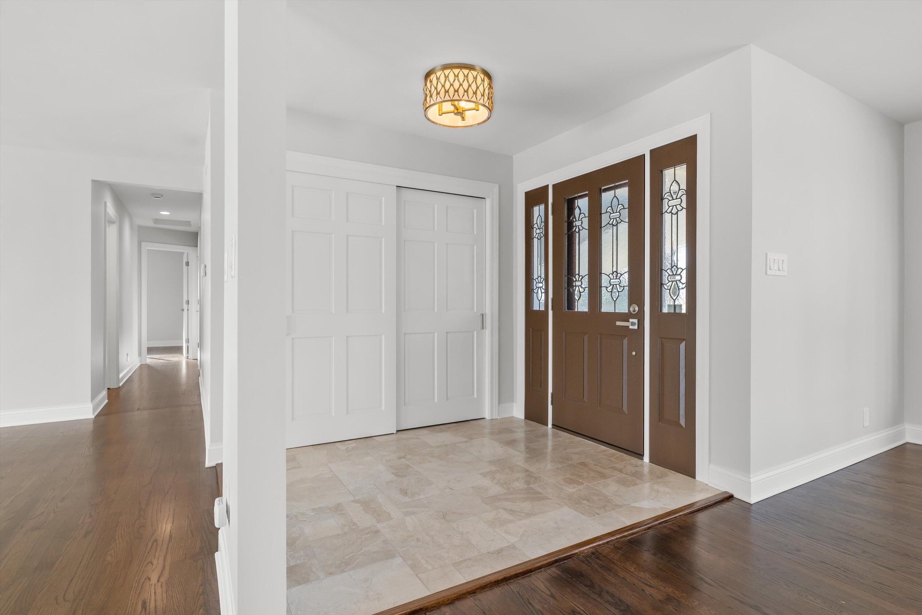 850 North Janacek Road Brookfield, WI 53045 - Photo 30 of 54 Foyer