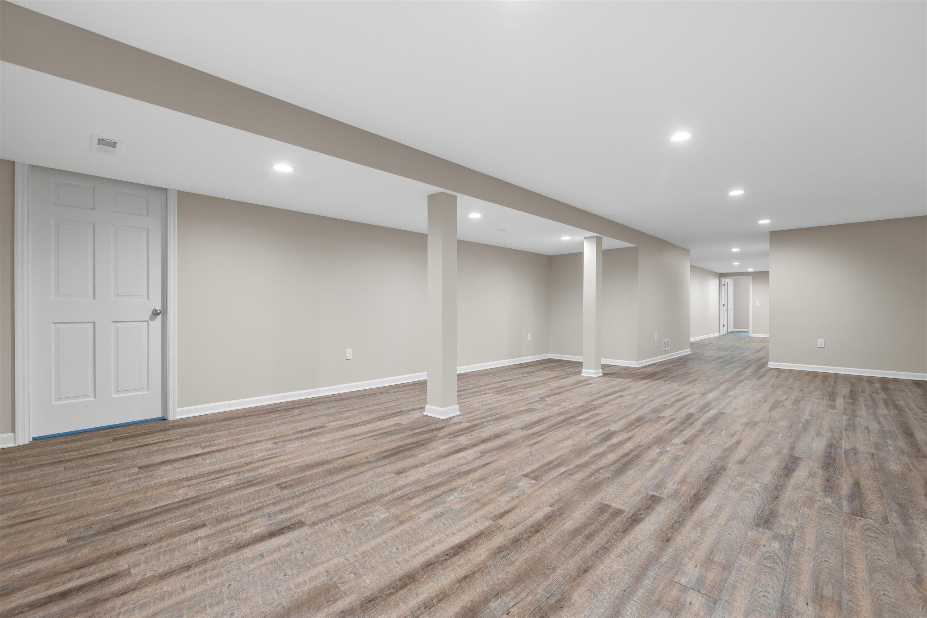 850 North Janacek Road Brookfield, WI 53045 - Photo 43 of 55 Rec room