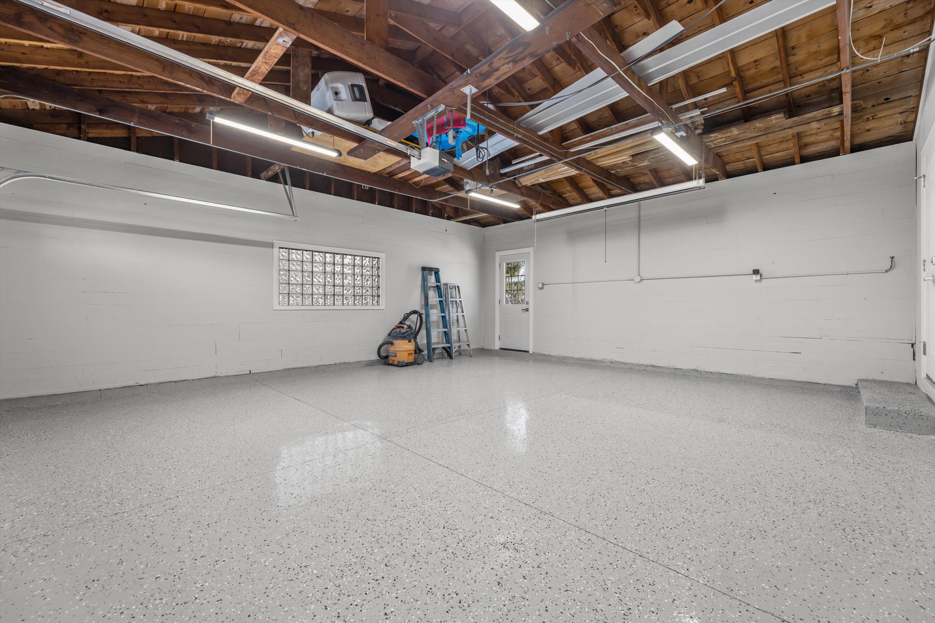 850 North Janacek Road Brookfield, WI 53045 - Photo 51 of 54 Garage