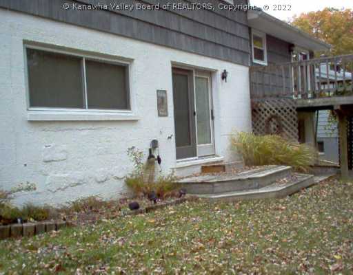 1822 Huber Road Charleston, WV 25314 - Photo 8 of 8 Exterior Front.