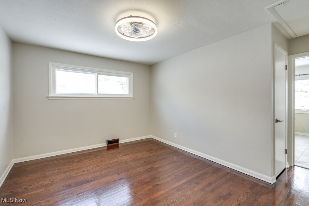 4485 Longleaf Road Warrensville Heights, OH 44128 - Photo 23 of 33
