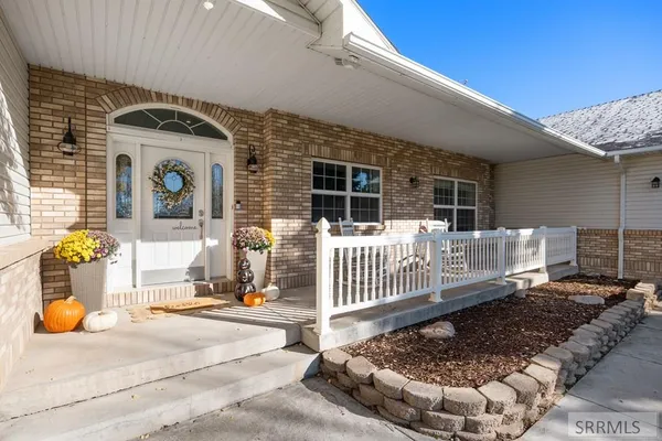 $825,000 | 4913 East 49th North, Iona, ID 83427