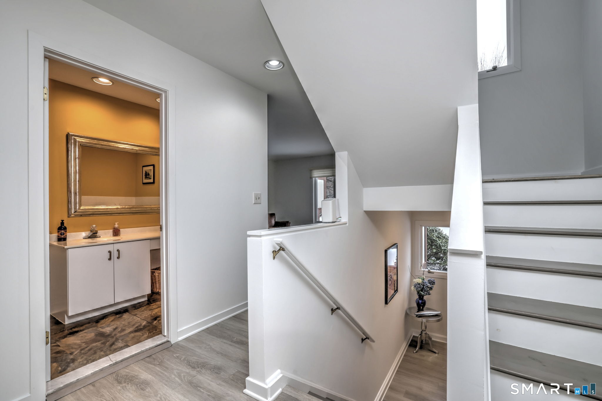 690 Forest Road, Unit 651 West Haven, CT 06516 - Photo 16 of 41