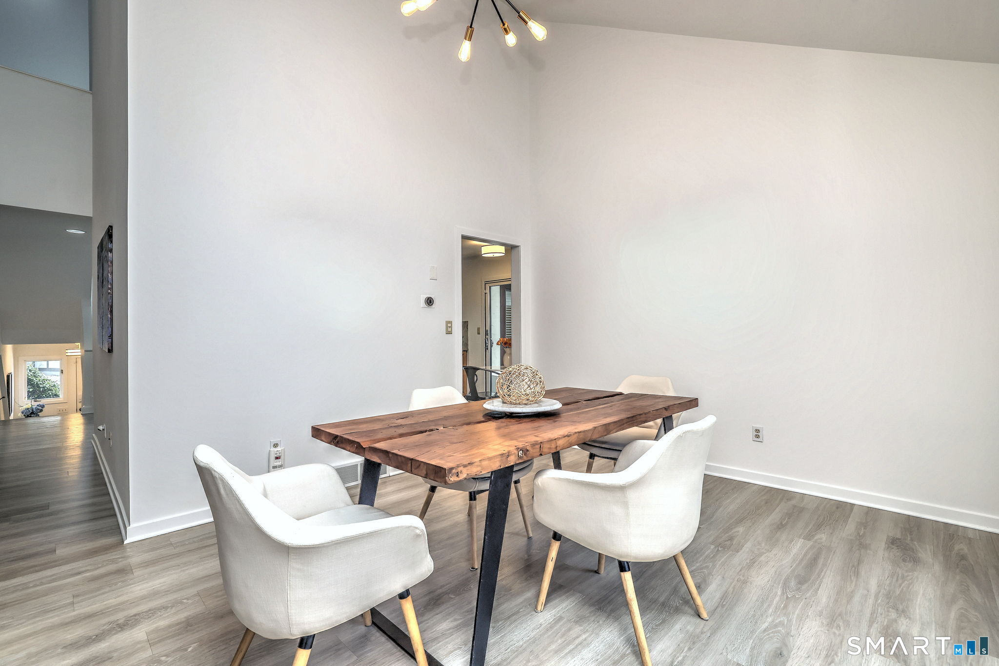 690 Forest Road, Unit 651 West Haven, CT 06516 - Photo 8 of 41